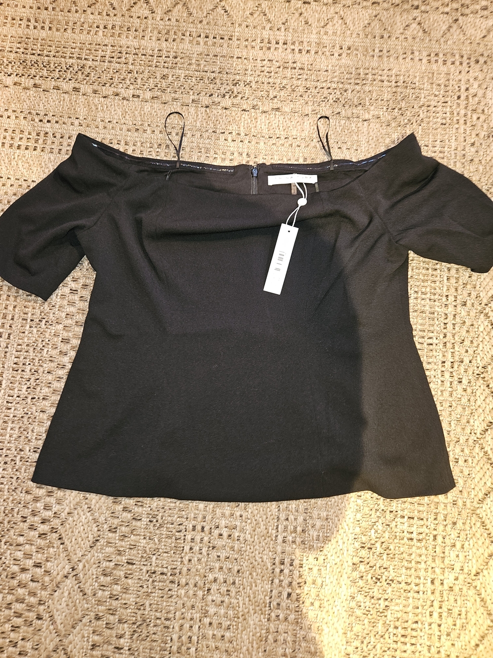 Off-Shoulder Black Crop Top with Short Sleeves